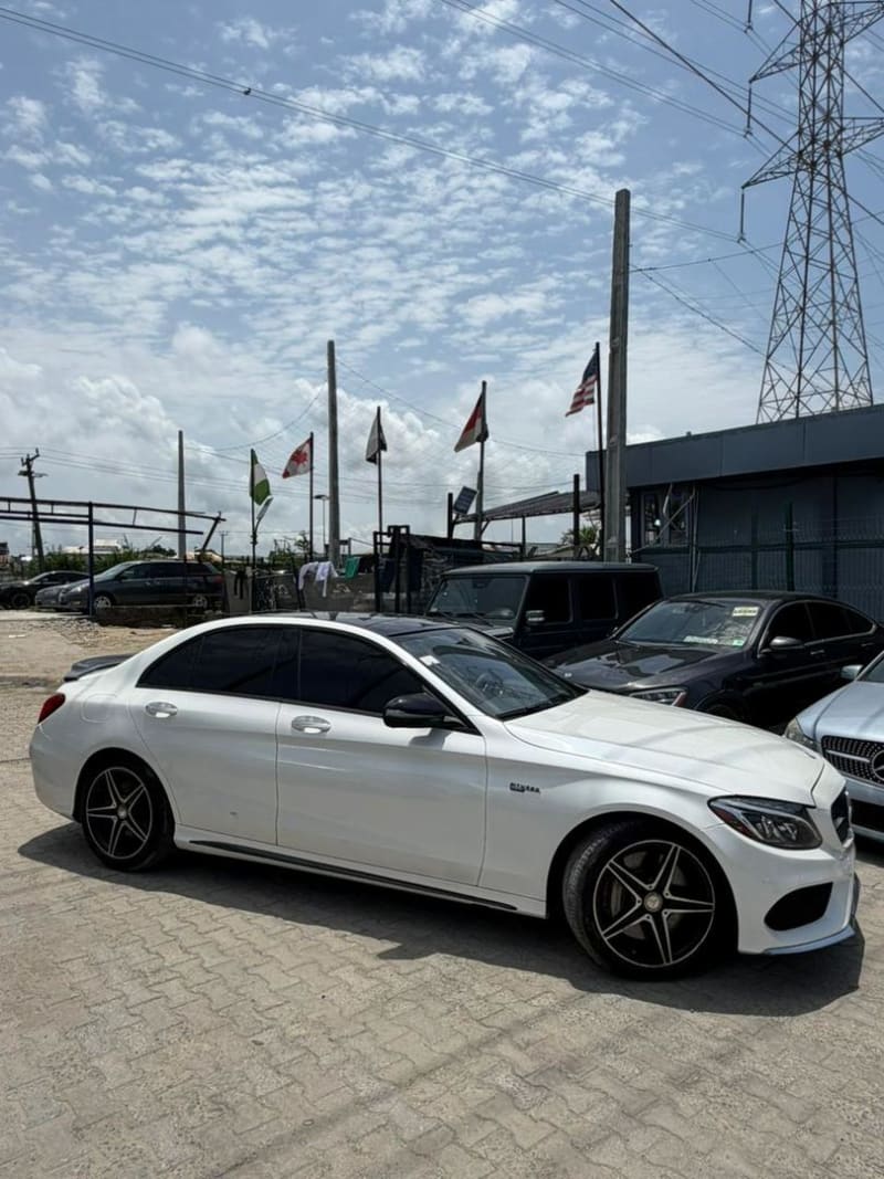 MERCEDES-BENZ MERCEDES-BENZ AMG C AMG C 43 AMG Line 4MATIC 9G-Tronic Lagos Island