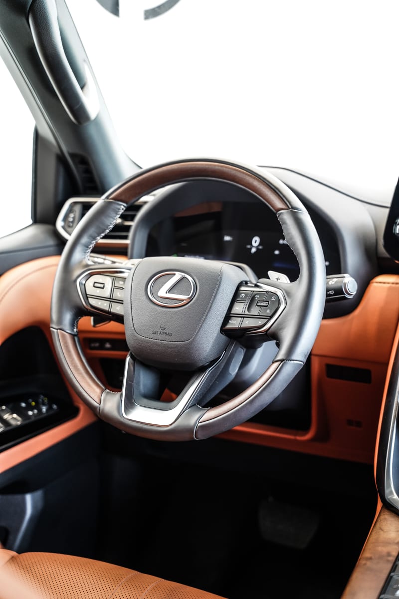 LEXUS LEXUS LX 700h Ultra Luxury Eti Osa