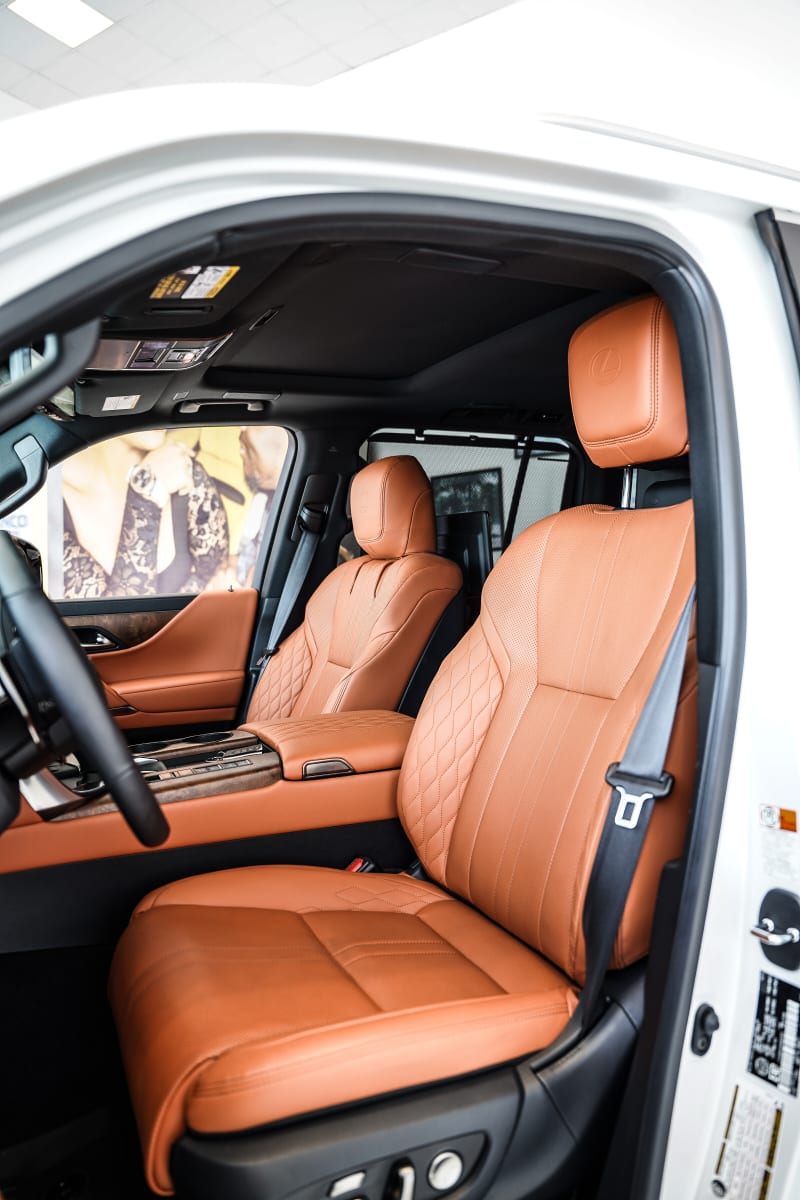 LEXUS LEXUS LX 700h Ultra Luxury Eti Osa