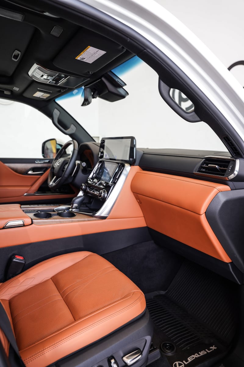 LEXUS LEXUS LX 700h Ultra Luxury Eti Osa