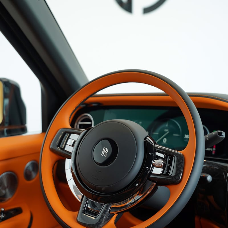 ROLLS-ROYCE RR Cullinan Cullinan 6.8T Black Badge V12 AWD AT Eti Osa