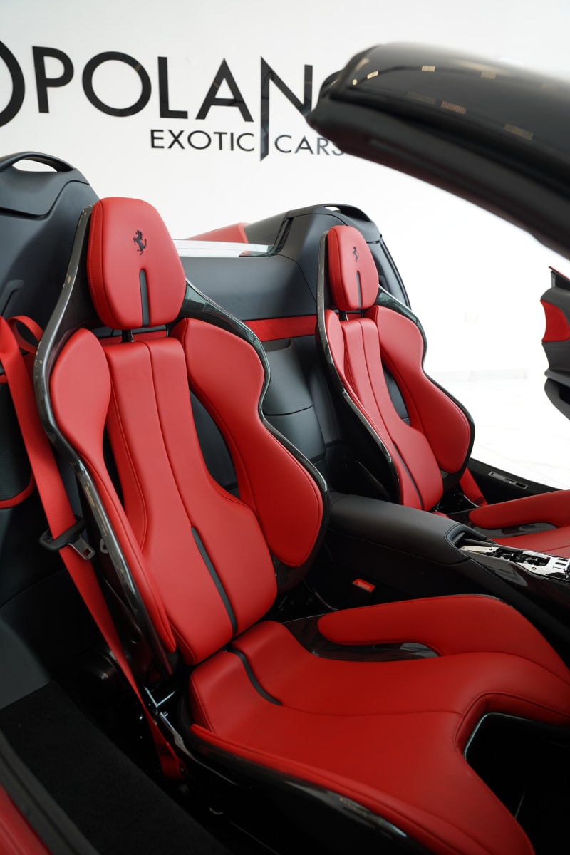 FERRARI FERRARI SF90 SF90 Spider V8 AWD PHEV Coupe AT Eti Osa
