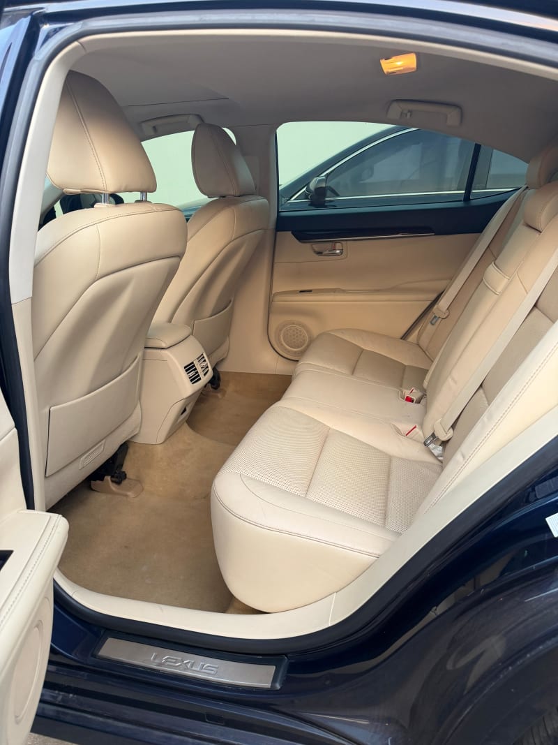LEXUS LEXUS ES 350 Luxury Ibadan North-East