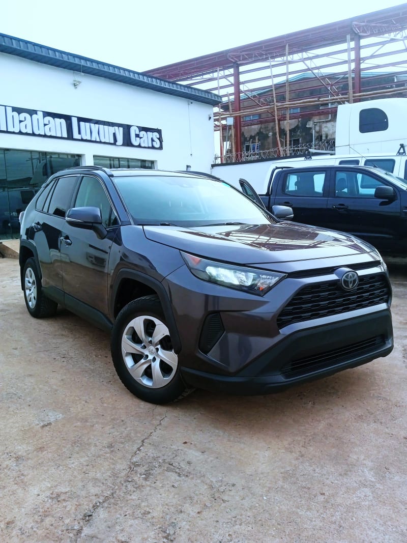 TOYOTA Toyota RAV4 LE Ibadan North