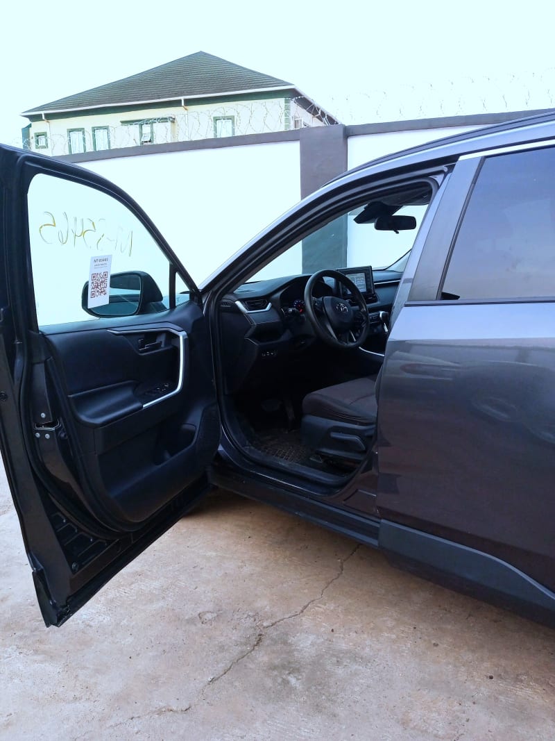 TOYOTA Toyota RAV4 LE Ibadan North