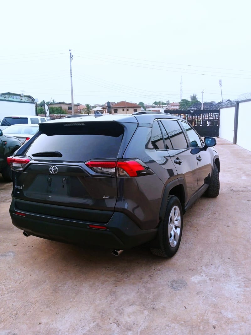 TOYOTA Toyota RAV4 LE Ibadan North