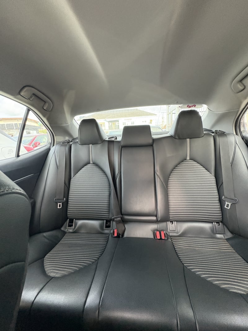 TOYOTA Camry SE Oshodi-Isolo