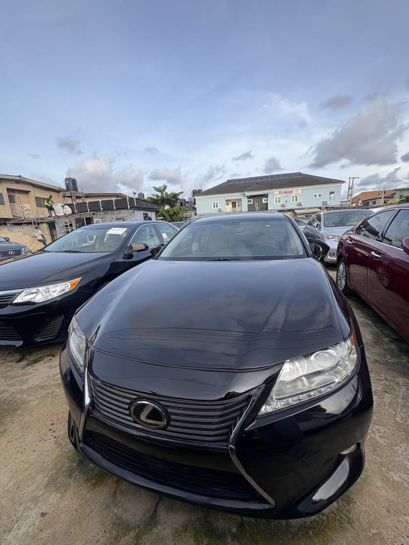 LEXUS ES 350 Base Oshodi-Isolo