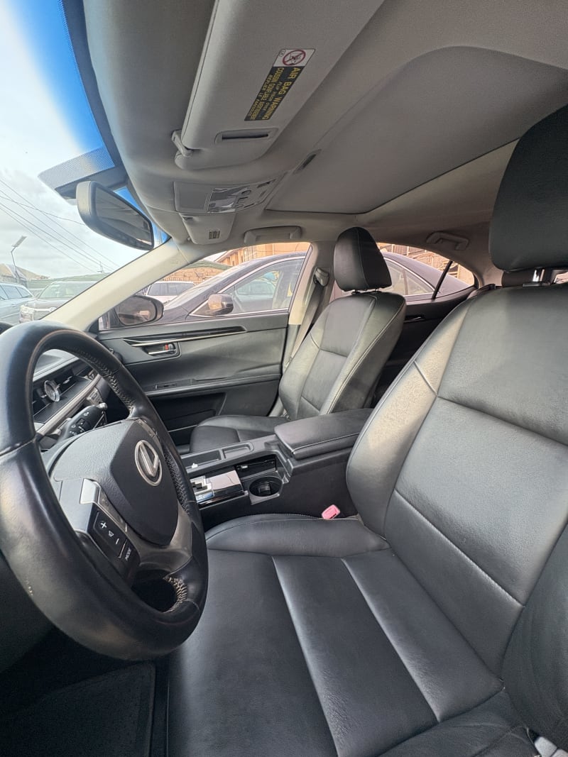 LEXUS ES 350 Base Oshodi-Isolo