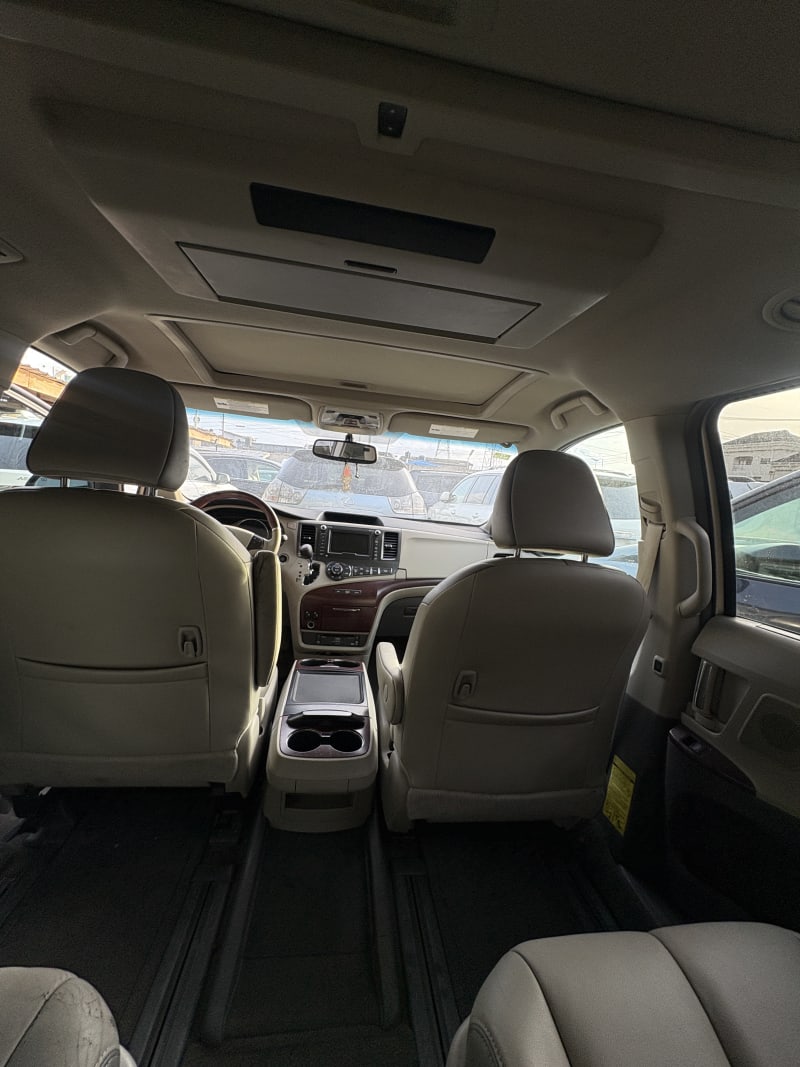 TOYOTA Sienna XLE Oshodi-Isolo