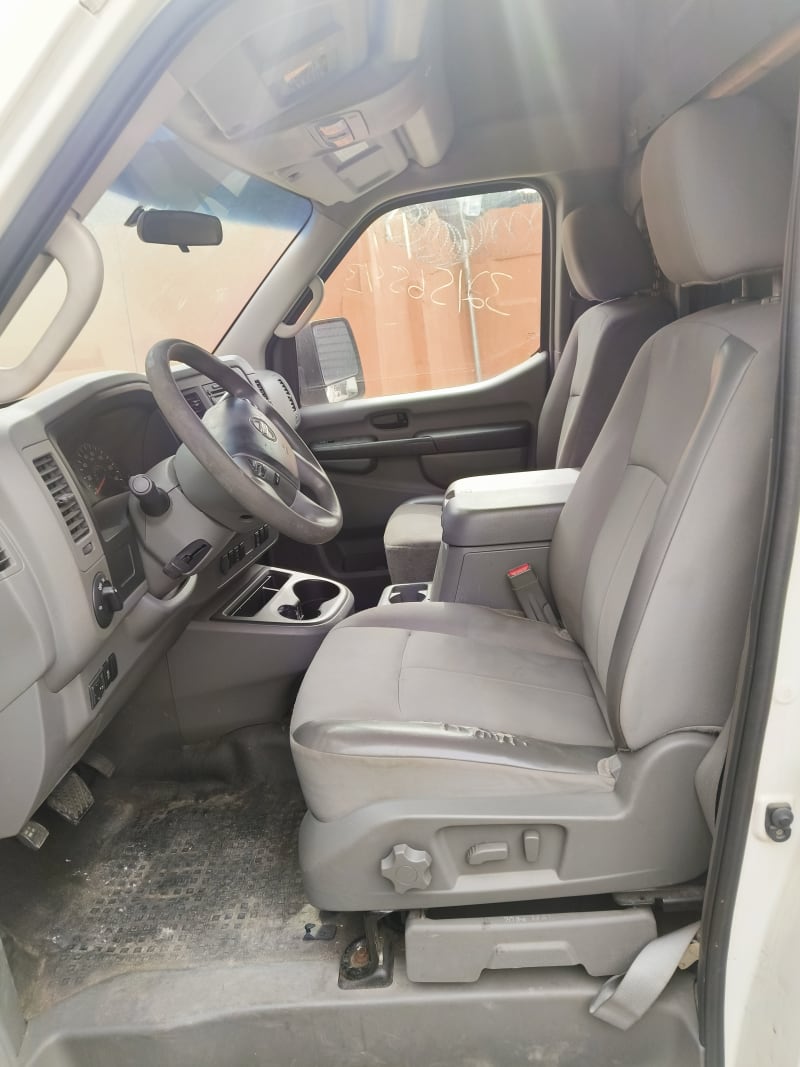 NISSAN NISSAN NV350 NV350 2.5 LWB Wide HR P-Van MY16 Oshodi-Isolo