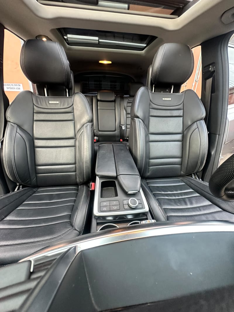 MERCEDES-BENZ M-Class ML 500 V8 4x4 7-sp G-Tronic Ojo