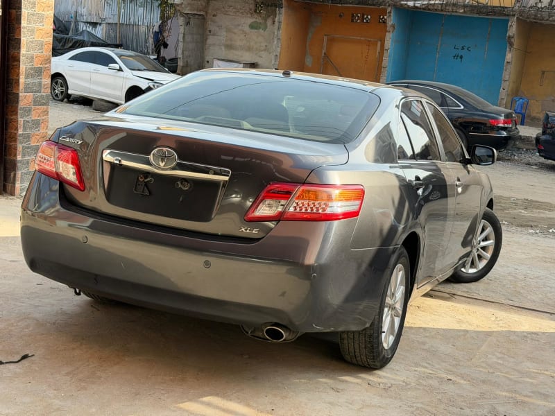 TOYOTA Camry XLE Ojo