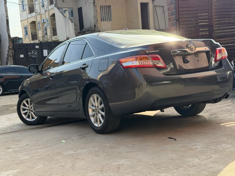 TOYOTA Camry XLE Ojo