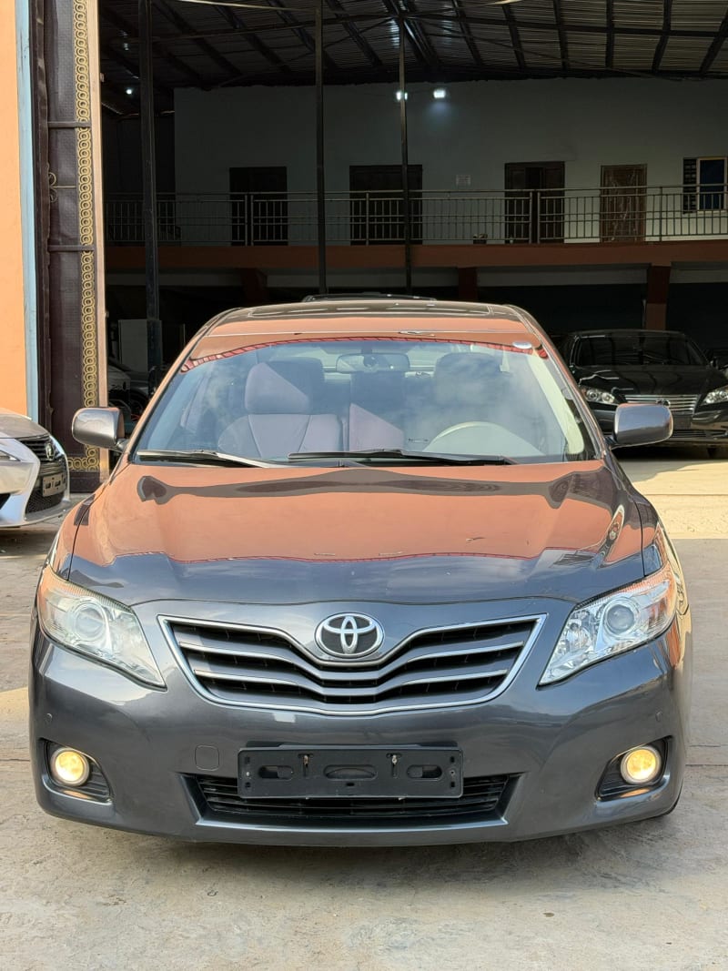 TOYOTA Camry XLE Ojo