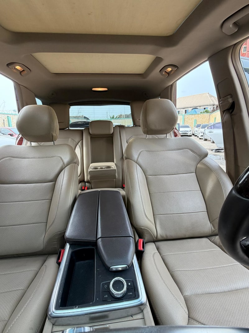 MERCEDES-BENZ M-Class ML 350 4x4 AT Ojo