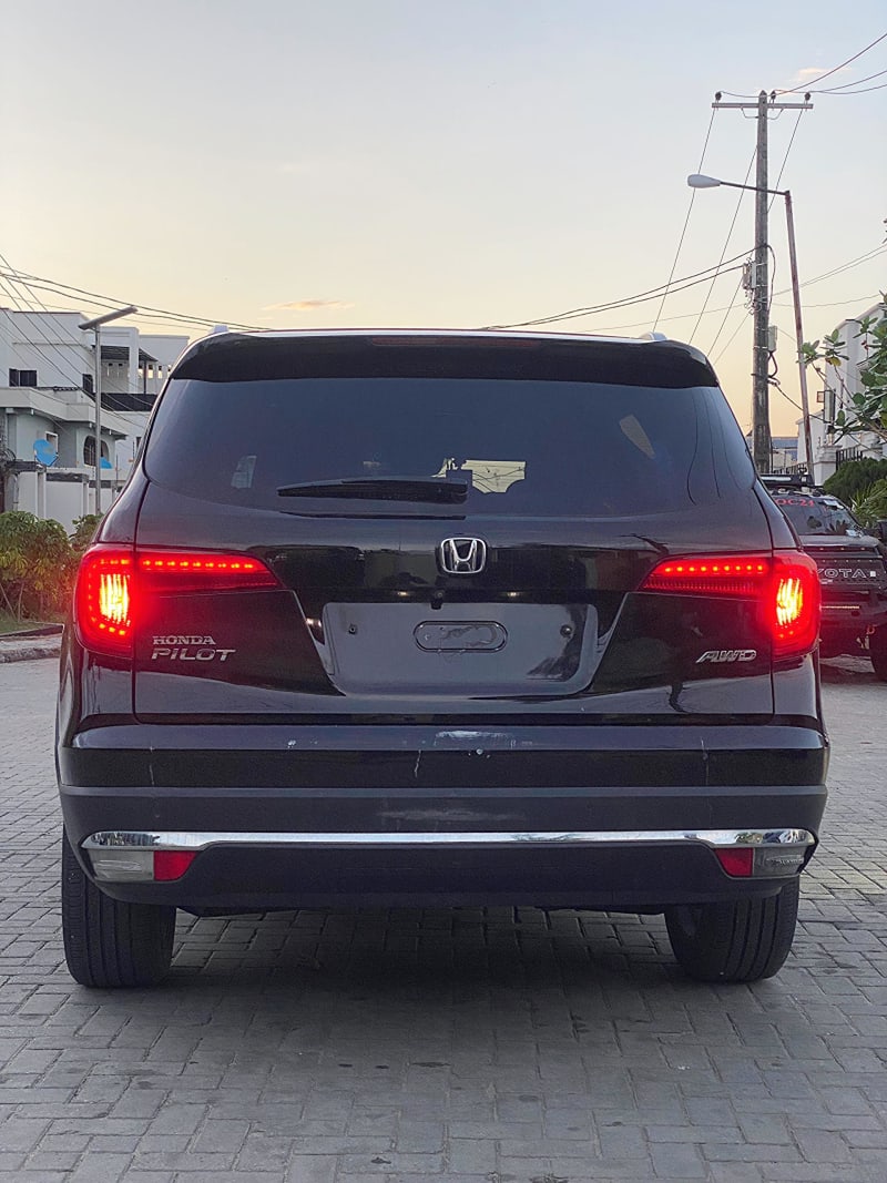 HONDA Pilot Touring Ojo