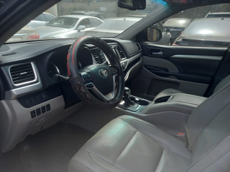 TOYOTA Highlander XLE Alimosho