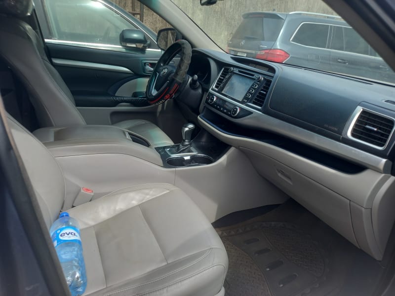 TOYOTA Highlander XLE Alimosho
