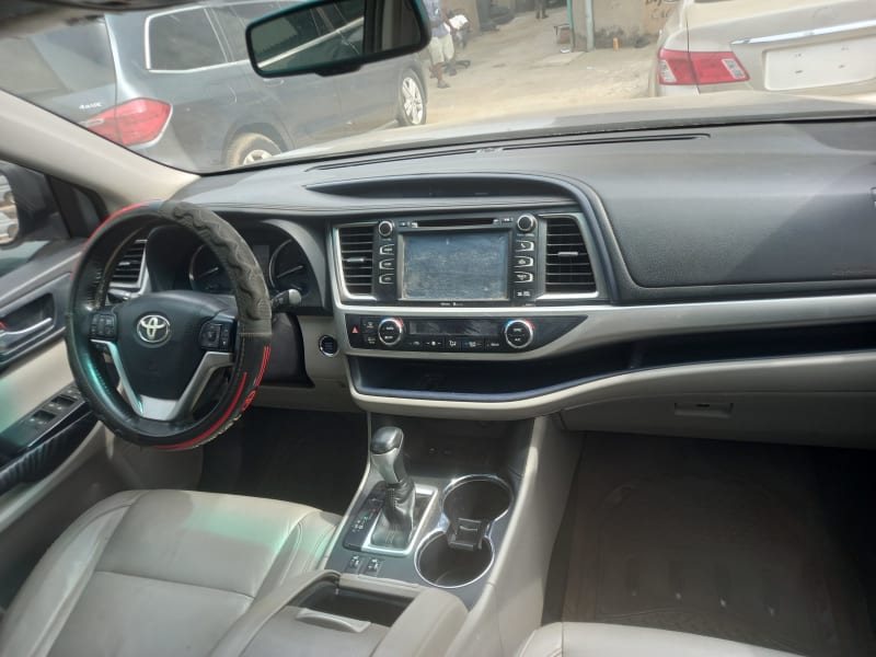 TOYOTA Highlander XLE Alimosho