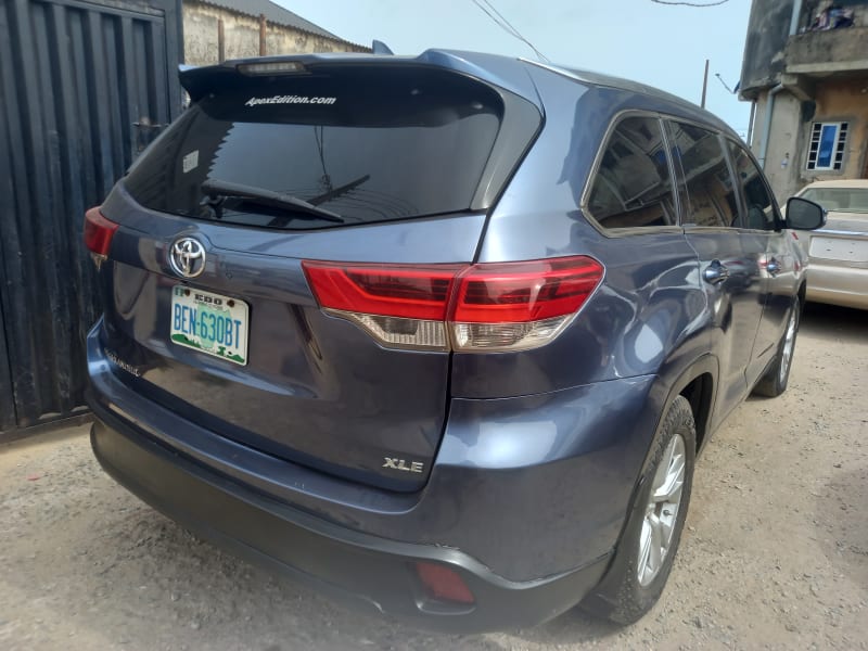 TOYOTA Highlander XLE Alimosho