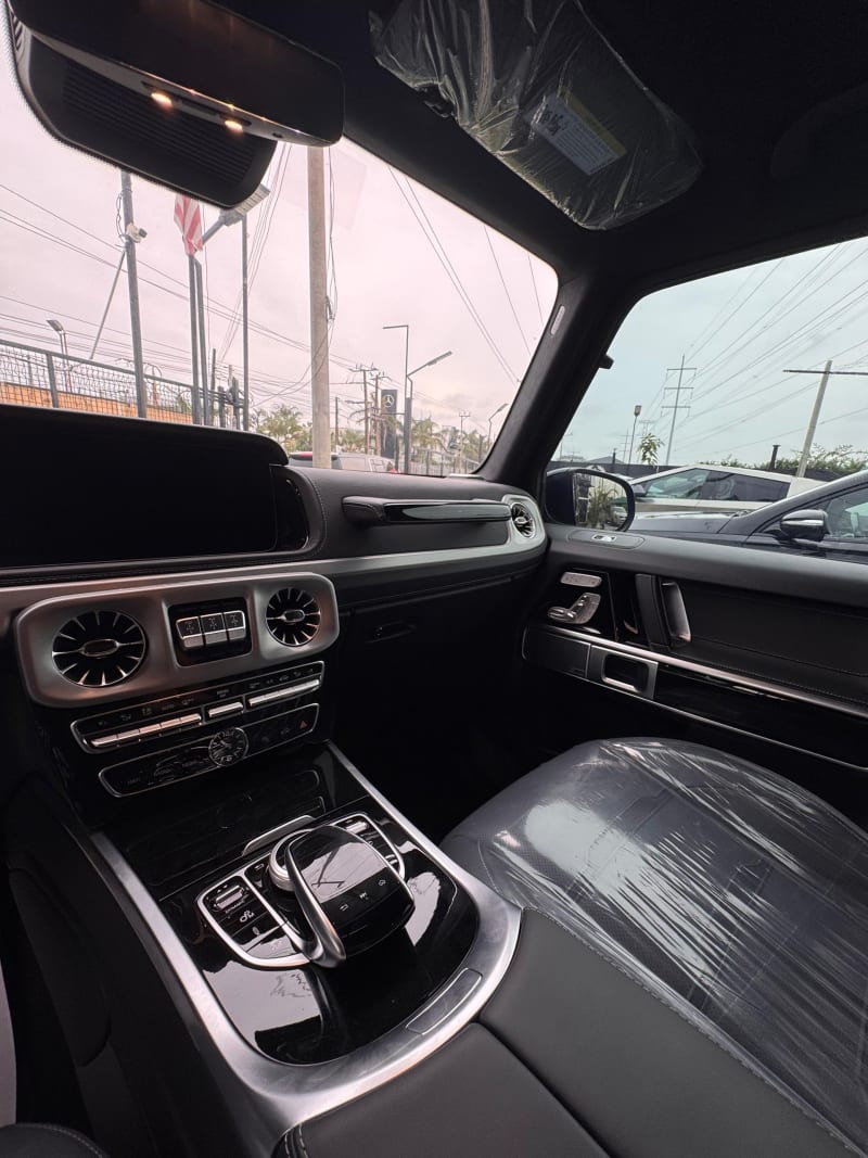 MERCEDES-BENZ MERCEDES-BENZ AMG G AMG G 63 4MATIC AMG Speedshift 9G-TCT Lagos Island