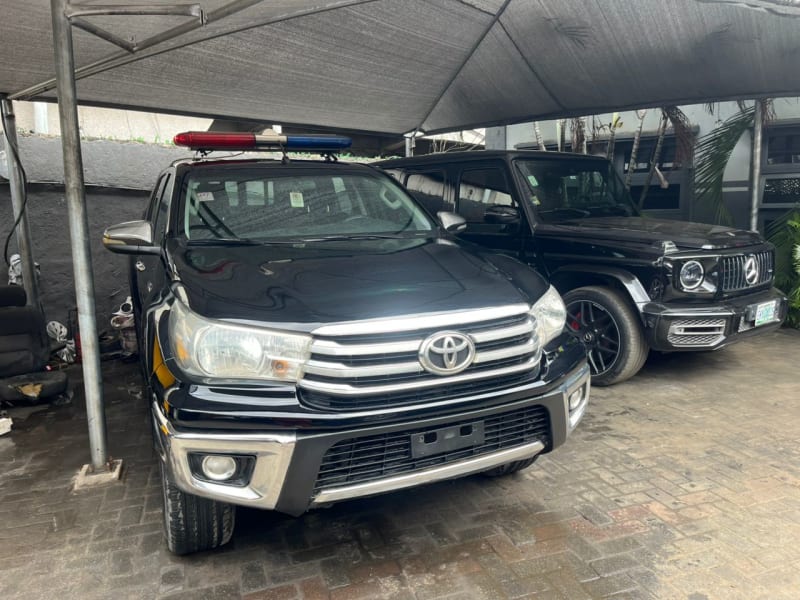 2016 TOYOTA TOYOTA Hilux Double Cab Pickup