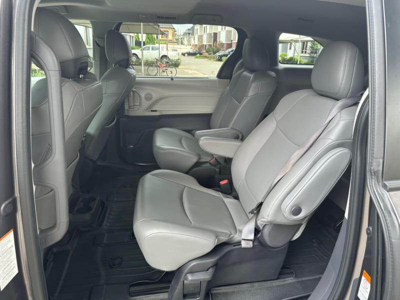 TOYOTA TOYOTA Sienna XLE Oshodi-Isolo