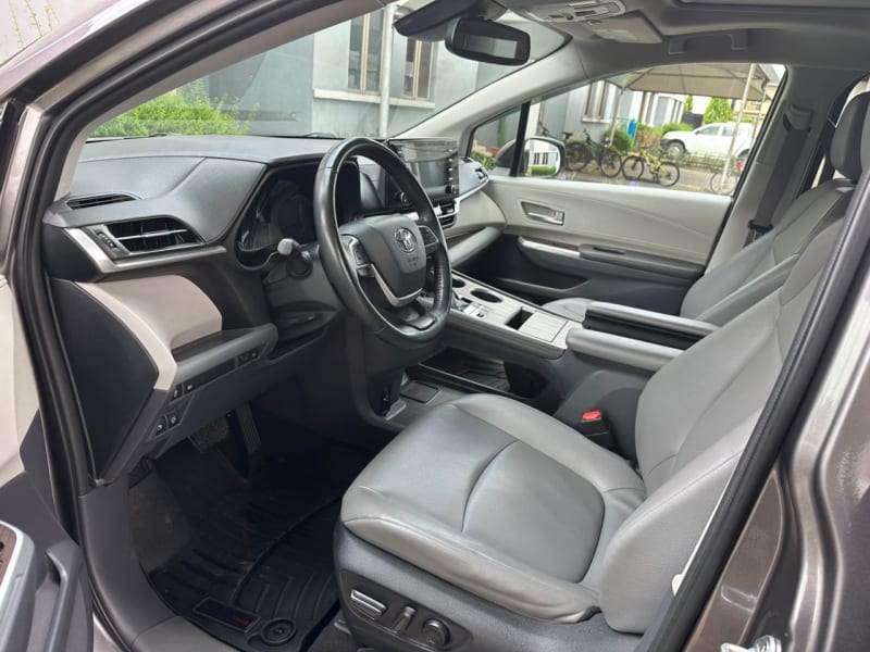 TOYOTA TOYOTA Sienna XLE Oshodi-Isolo