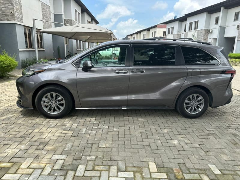 TOYOTA TOYOTA Sienna XLE Oshodi-Isolo