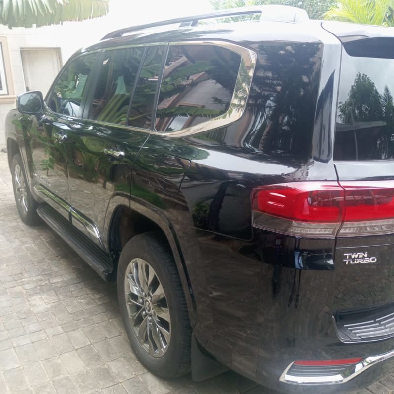 TOYOTA TOYOTA Landcruiser 300 Landcruiser 300 3.5 GR-S 4x4 V6 AT Oshodi-Isolo