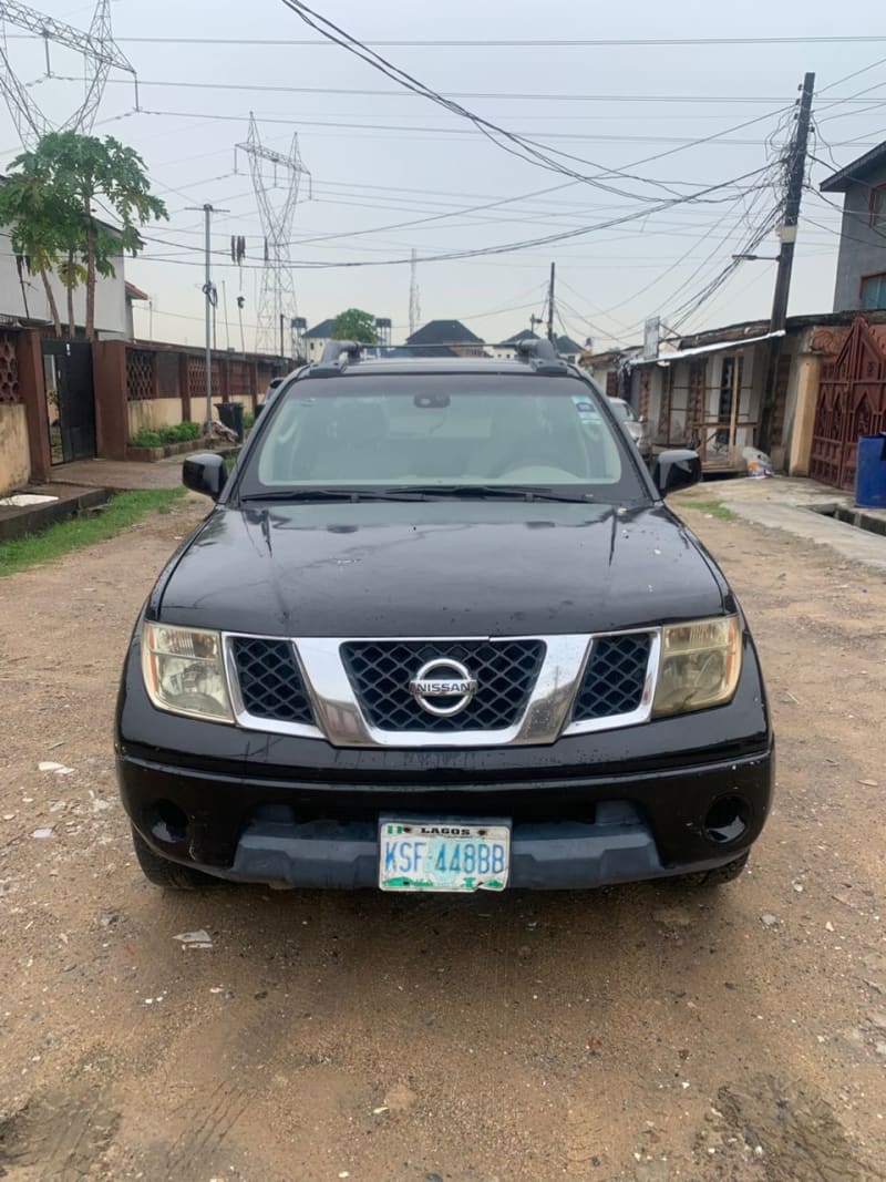 NISSAN NISSAN Navara Double Cab Oshodi-Isolo