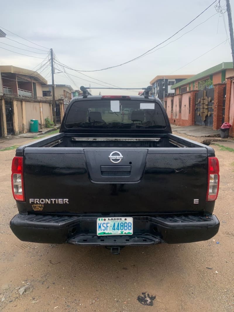 NISSAN NISSAN Navara Double Cab Oshodi-Isolo