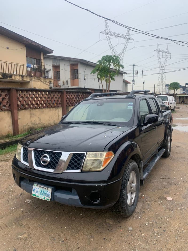 NISSAN NISSAN Navara Double Cab Oshodi-Isolo