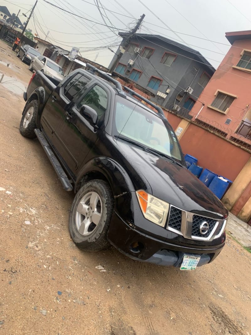 NISSAN NISSAN Navara Double Cab Oshodi-Isolo
