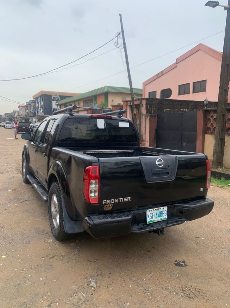 NISSAN NISSAN Navara Double Cab Oshodi-Isolo