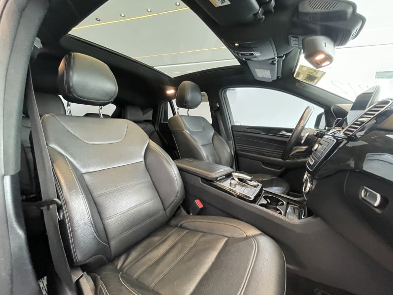 MERCEDES-BENZ MERCEDES-BENZ AMG GLE AMG GLE 43 Coupe 4MATIC 9G-Tronic Lagos Island