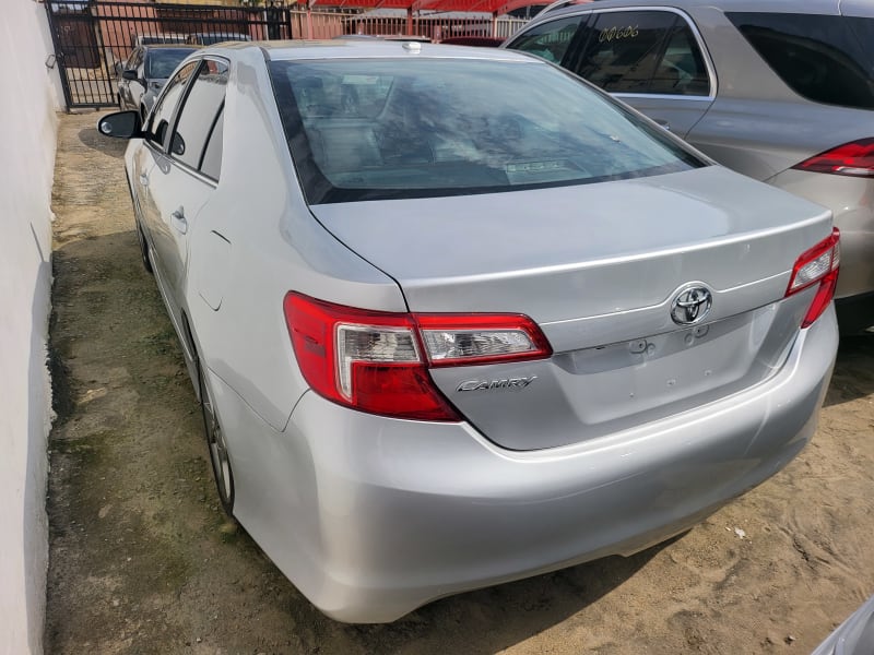 TOYOTA TOYOTA Camry SE Lagos Mainland