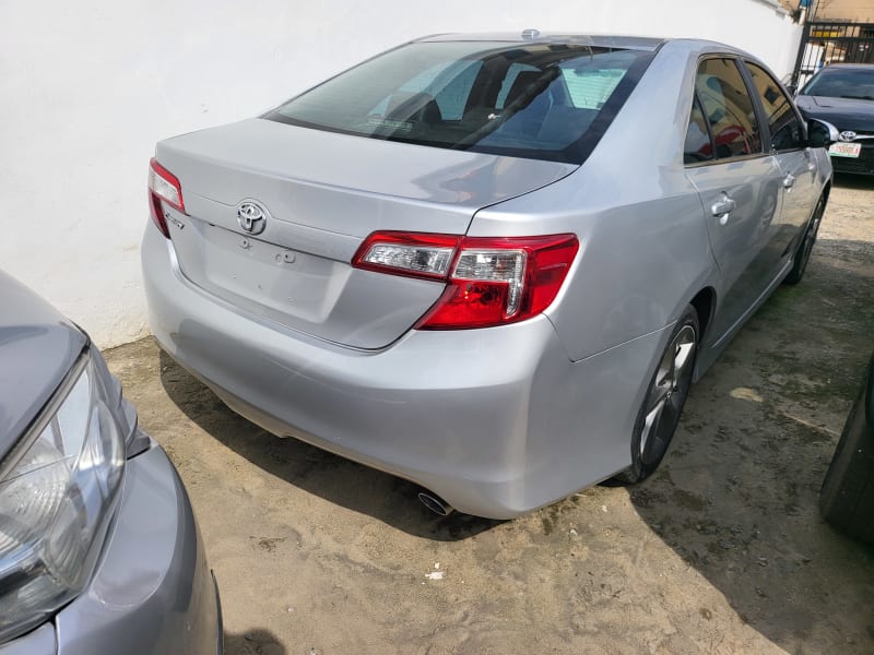 TOYOTA TOYOTA Camry SE Lagos Mainland