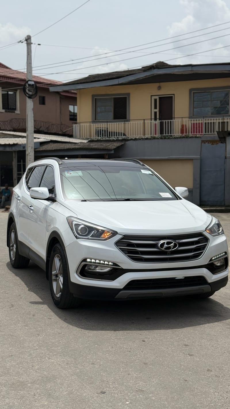 HYUNDAI HYUNDAI Santa Fe Santa Fe 2.4 4x4 Surulere, Lagos State