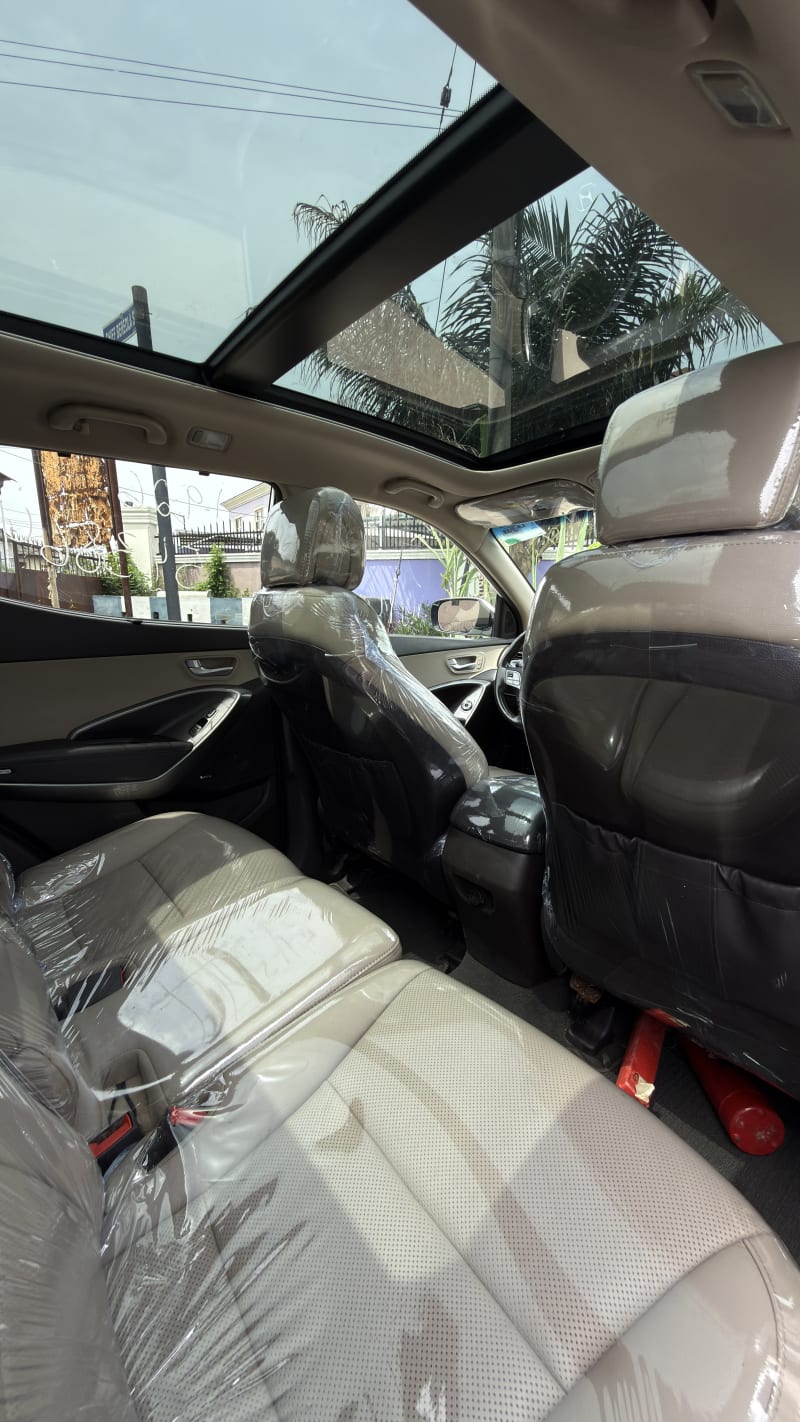 HYUNDAI HYUNDAI Santa Fe Santa Fe 2.4 4x4 Surulere, Lagos State