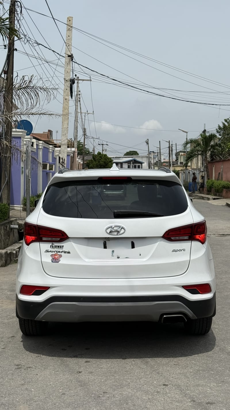 HYUNDAI HYUNDAI Santa Fe Santa Fe 2.4 4x4 Surulere, Lagos State
