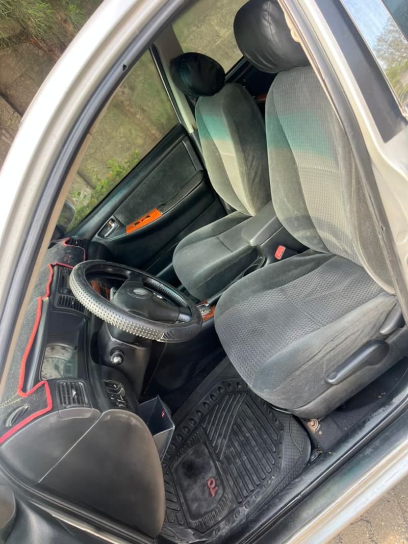TOYOTA TOYOTA Corolla LE Eti Osa
