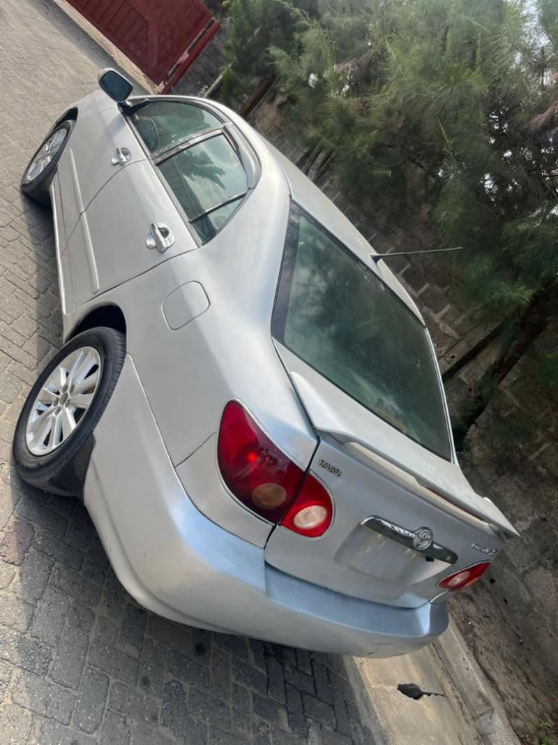 TOYOTA TOYOTA Corolla LE Eti Osa