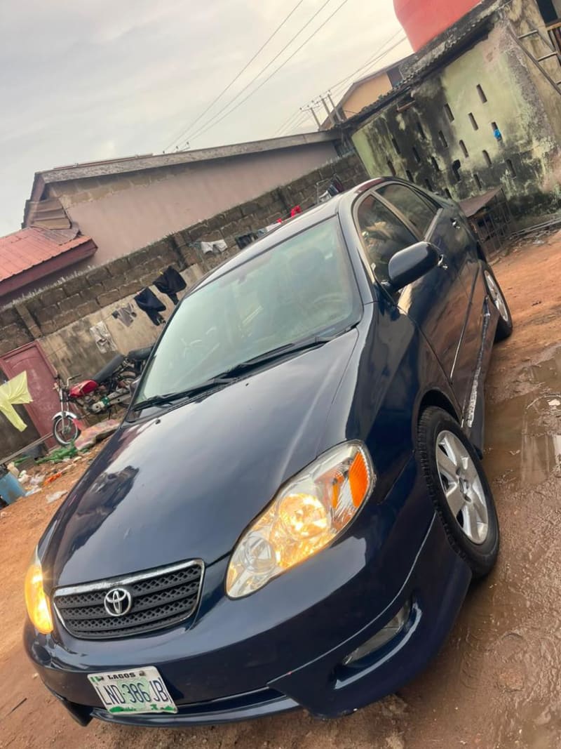 TOYOTA TOYOTA Corolla LE Eti Osa