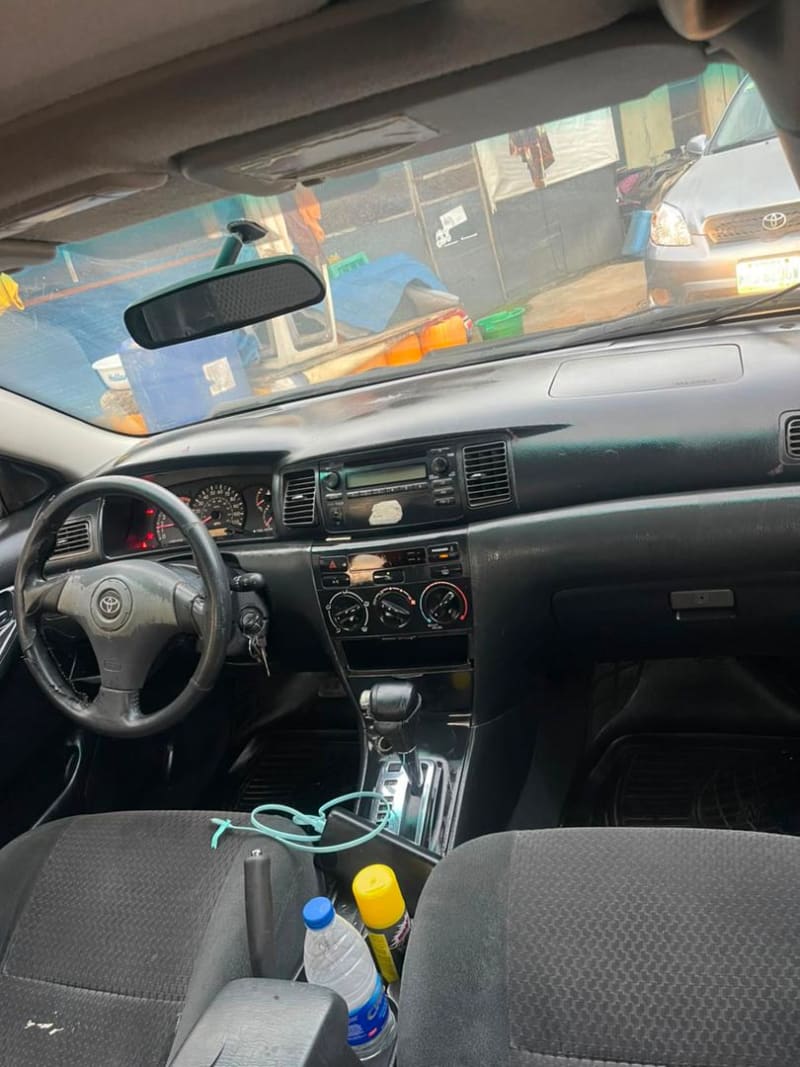 TOYOTA TOYOTA Corolla LE Eti Osa