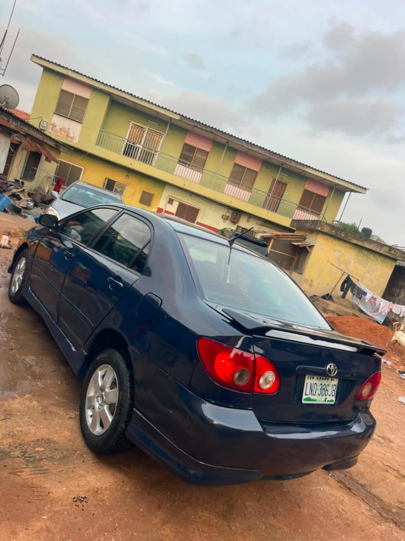 TOYOTA TOYOTA Corolla LE Eti Osa
