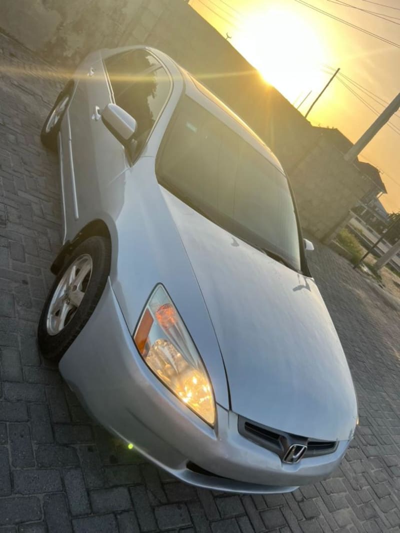 2005 HONDA 2.0 L L4