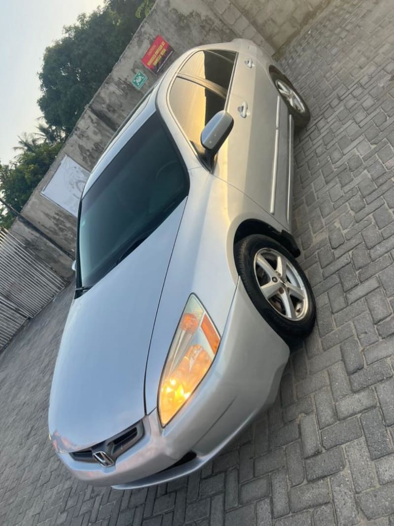 HONDA 2.0 L L4 Eti Osa