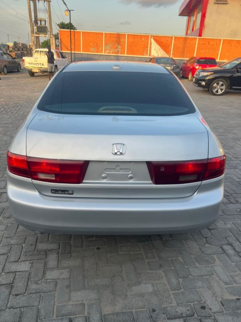 HONDA 2.0 L L4 Eti Osa